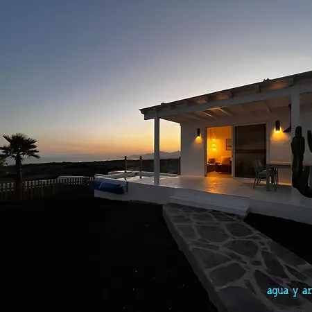Casa Tie' Lanzarote Vista Mar - Piscina Relax - Adults Only *